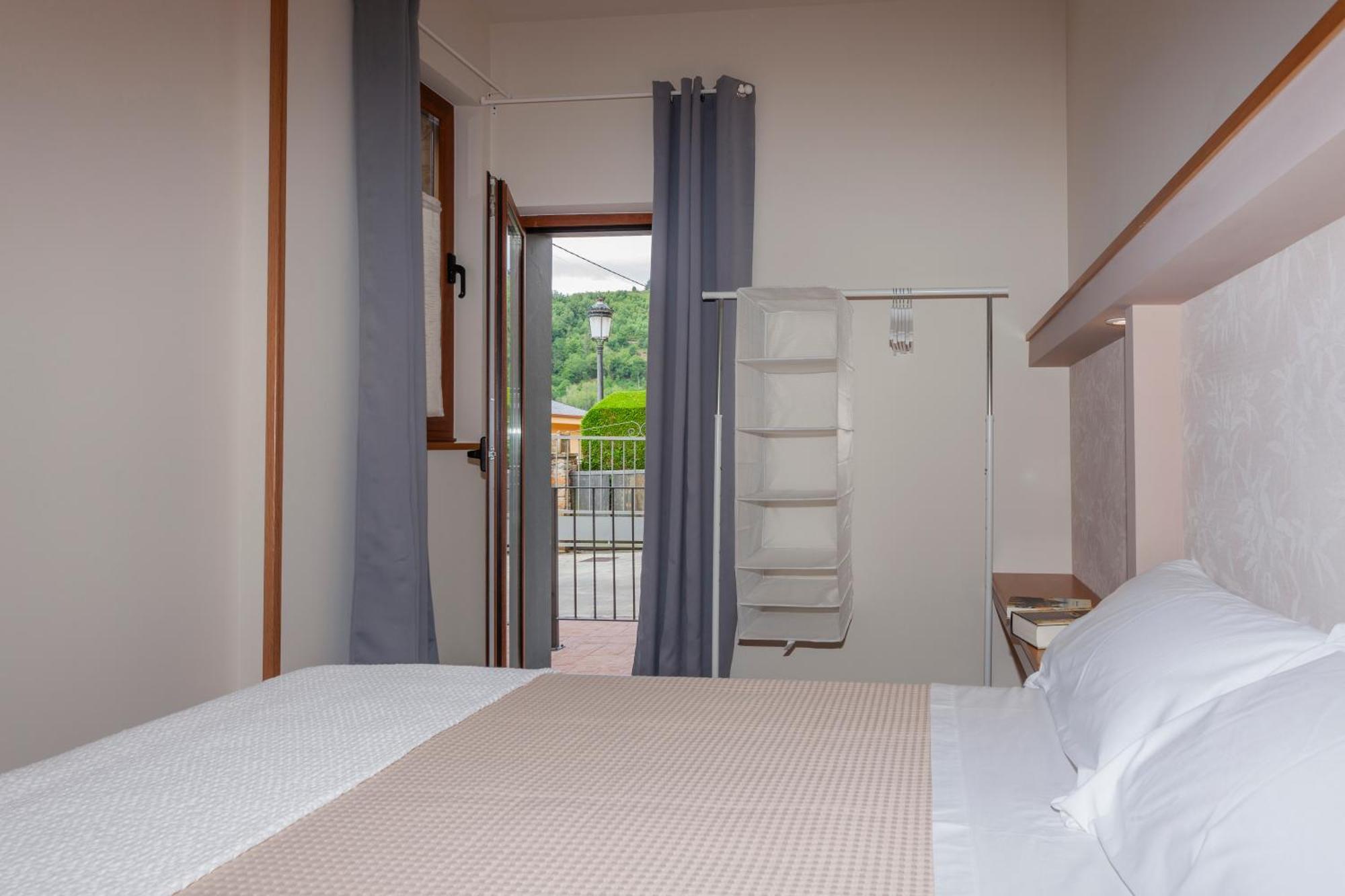 Apartamentos Rurales Tin Turismo Santa Eulália de Oscos Exterior foto